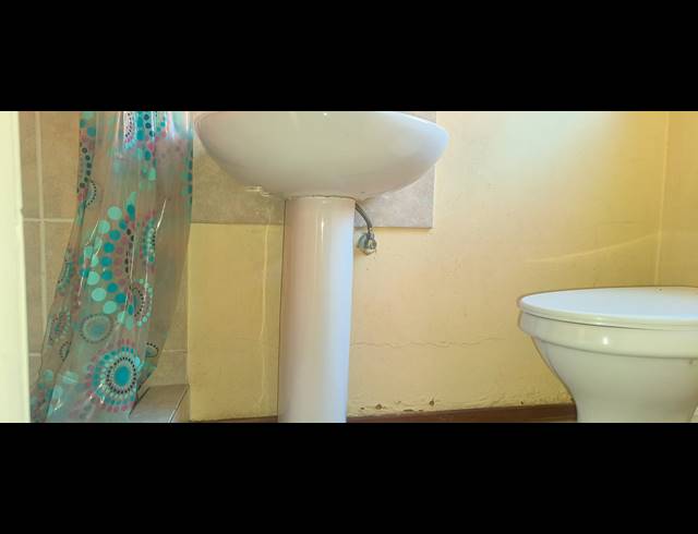 3 BEDROOM TOWNHOUSE FOR SALE IN PROTEA GLEN